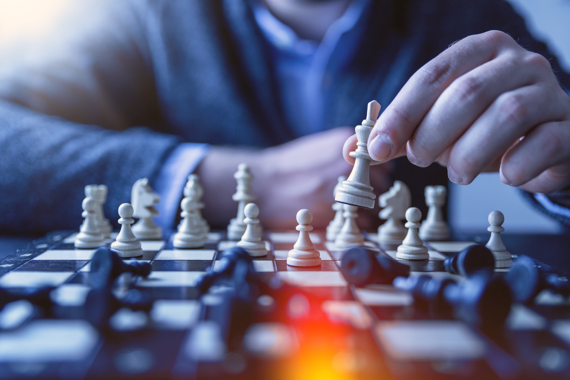 Similar to chess players, IT consultants navigates their career with strategy.